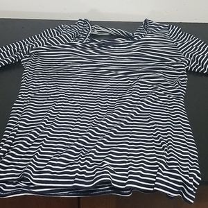 Navy and white stripped half sleeve shirt